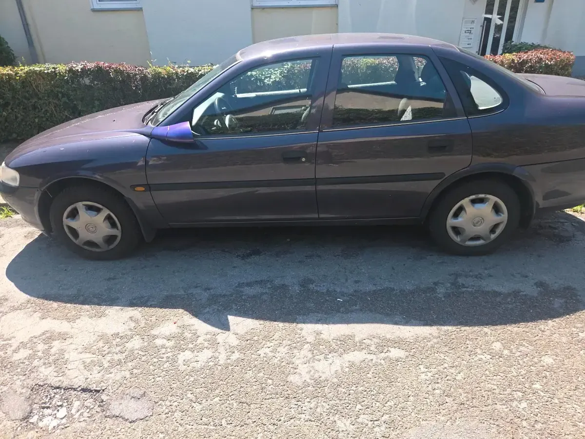 Gebraucht Opel Vectra 1986 Andere farben Limousine