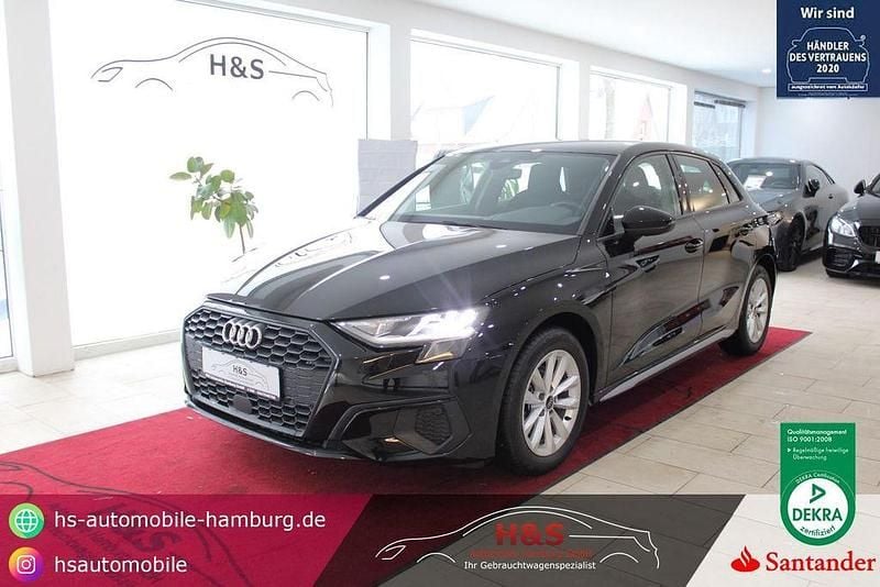 Brillantschwarz Gebraucht 2023 Audi A3 Ambiente Kombi | 25.900 € (Guter Preis) - Bild 1/4