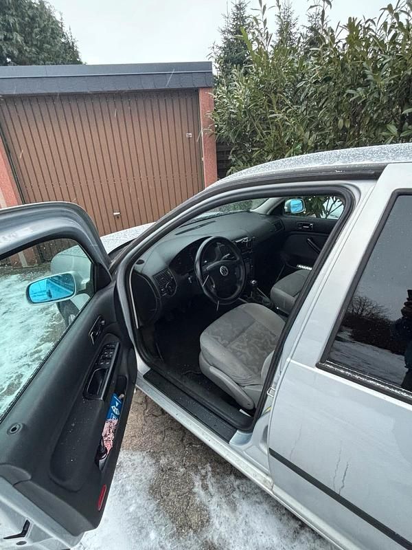 Gebraucht VW Golf IV 101 PS (74 kW) 1998 Grau Kleinwagen