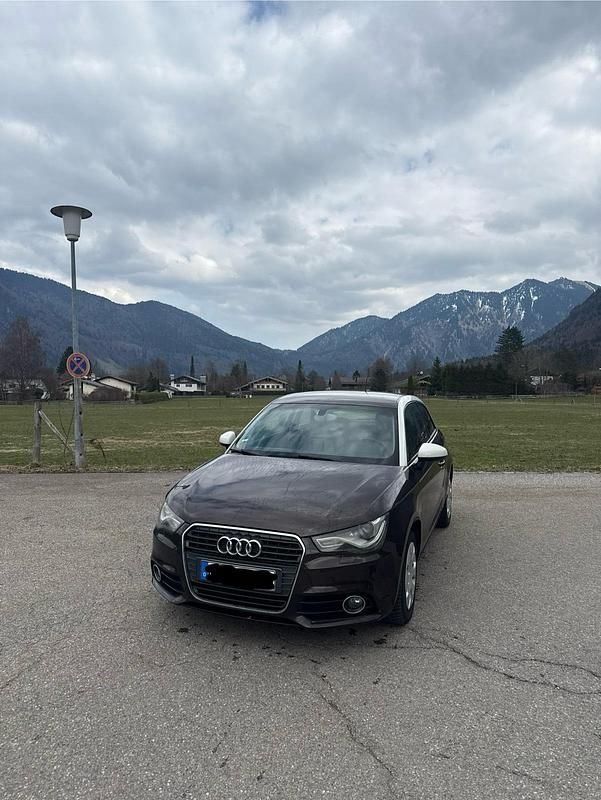 Gebraucht Audi A1 122 PS (89 kW) 2011 Braun Kleinwagen