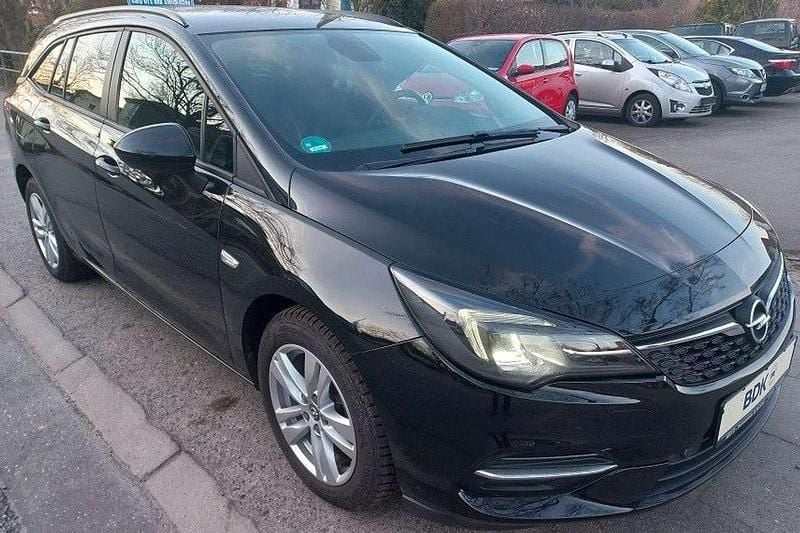 Gebraucht Opel Astra 122 PS (89 kW) 2021 Schwarz Kombi