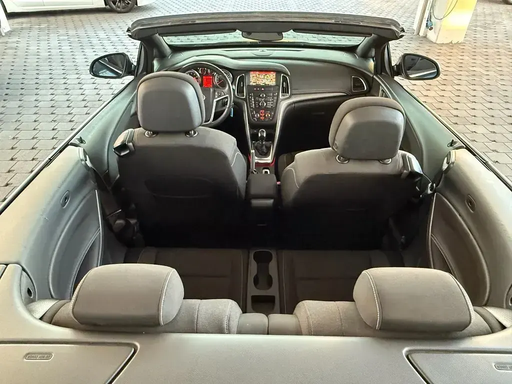 Gebraucht Opel Cascada Edition 120 PS (88 kW) 2014 Azur blau (m2) (metallic) Cabrio