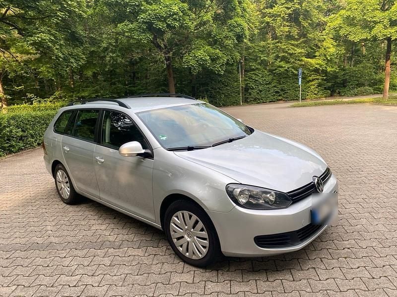 Gebraucht VW Golf VI 122 PS (89 kW) 2010 Silber Kleinwagen