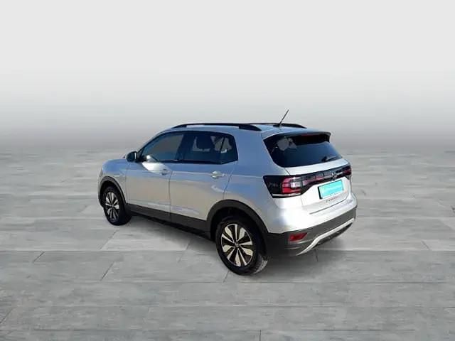 Gebraucht VW T-Cross Move 110 PS (80 kW) 2024 Silber (reflexsilber metallic) SUV