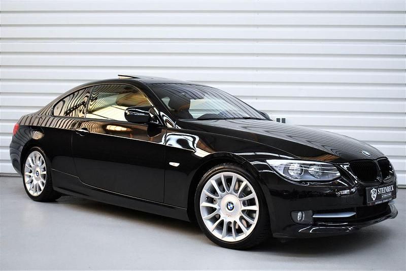 Gebraucht BMW 335 Performance 306 PS (225 kW) 2010 Schwarz Coupé