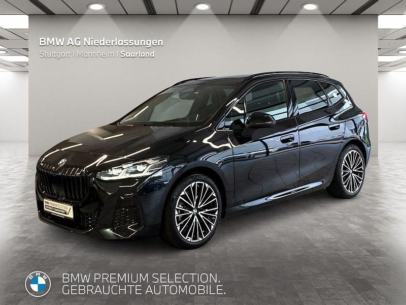Schwarz Gebraucht 2024 BMW 218 Active Tourer M Sport Van / Kleinbus | 36.980 € (Teuer) - Bild 1/4