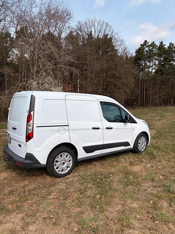 Gebraucht Ford Transit Connect 75 PS (55 kW) 2015 Weiß Van / Kleinbus