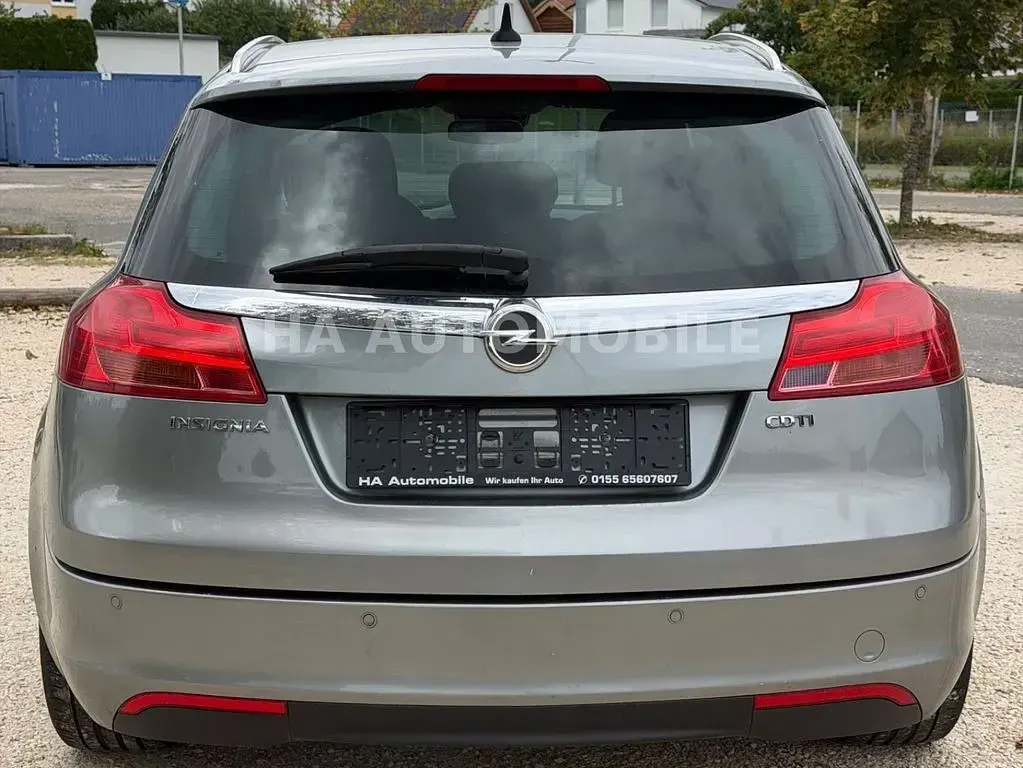 Gebraucht Opel Insignia Innovation 160 PS (117 kW) 2012 Silber Kombi