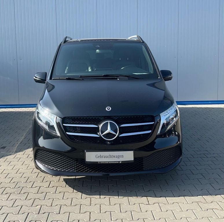 Gebraucht Mercedes V300 239 PS (175 kW) 2021 Schwarz Van / Kleinbus