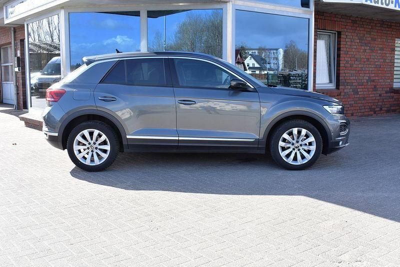 Gebraucht VW T-Roc Sport 150 PS (110 kW) 2021 Indium gray metallic (metallic) SUV
