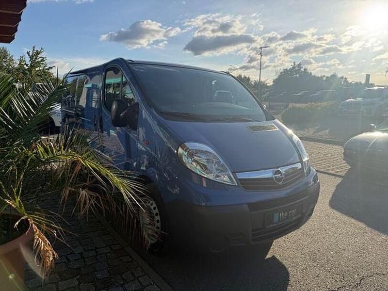 Gebraucht Opel Vivaro 114 PS (83 kW) 2009 Blau Van / Kleinbus