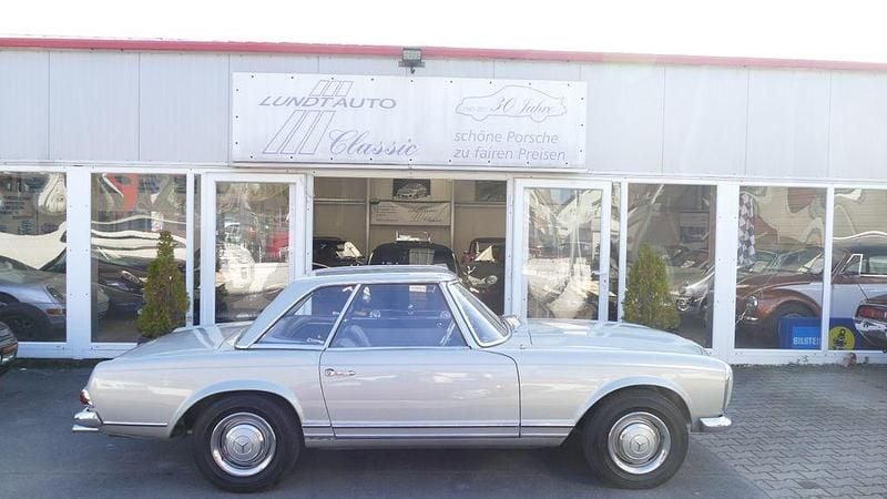 Gebraucht Mercedes W113 150 PS (110 kW) 1966 Silber Cabrio