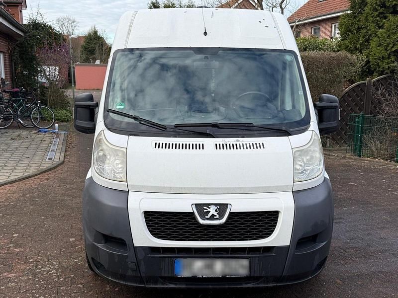 Gebraucht Peugeot Boxer 178 PS (130 kW) 2014 Weiß Van