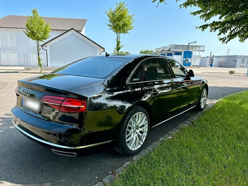 Gebraucht Audi A8 Ambiente 385 PS (283 kW) 2016 Schwarz Limousine