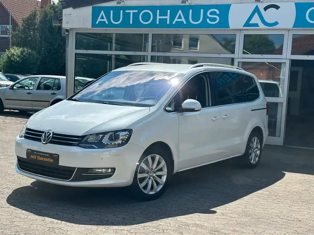 Gebraucht VW Sharan 140 PS (102 kW) 2013 Weiß Van / Kleinbus