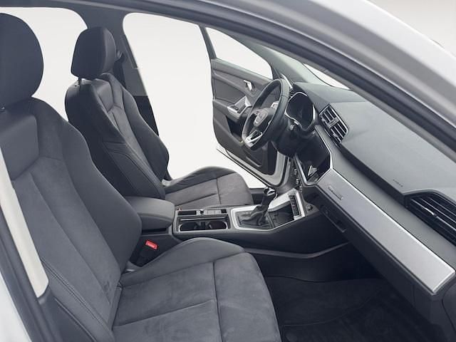 Gletscherweiß metallic Gebraucht 2024 Audi Q3 S-Line SUV | 42.090 € (Fairer Preis) - Bild 1/1