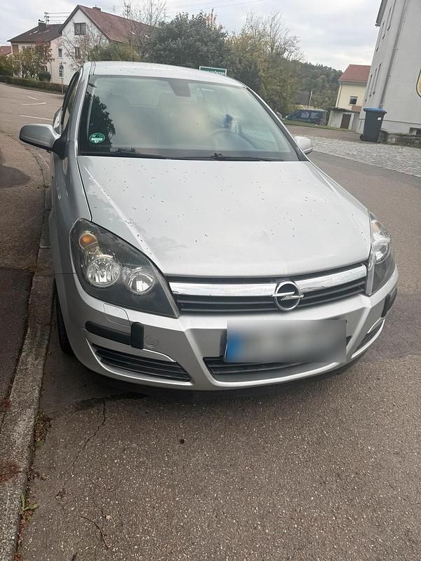 Gebraucht Opel Astra 105 PS (77 kW) 2004 Silber Coupé