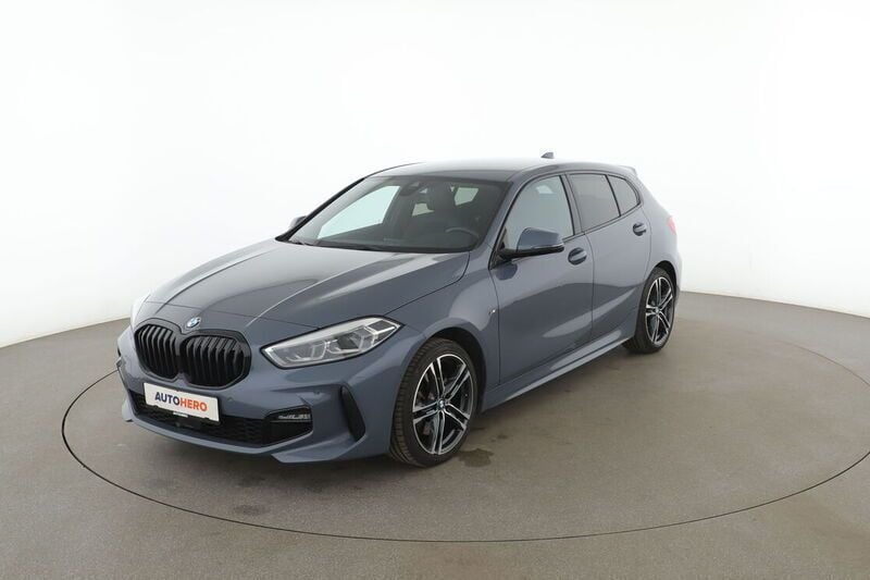Grau Gebraucht 2020 BMW 120 M Sport Kleinwagen | 25.780 € (Fairer Preis) - Bild 1/4