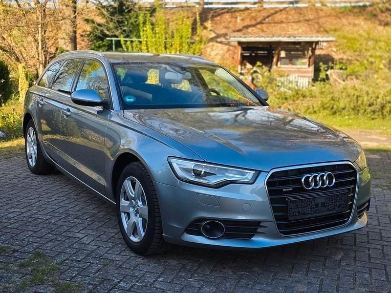 Usado Audi A6 Sport 245 HP (180 kW) 2013 Prateado Carrinha