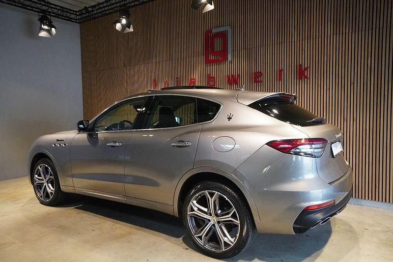 Gebraucht Maserati Levante 430 PS (316 kW) 2022 Grau SUV