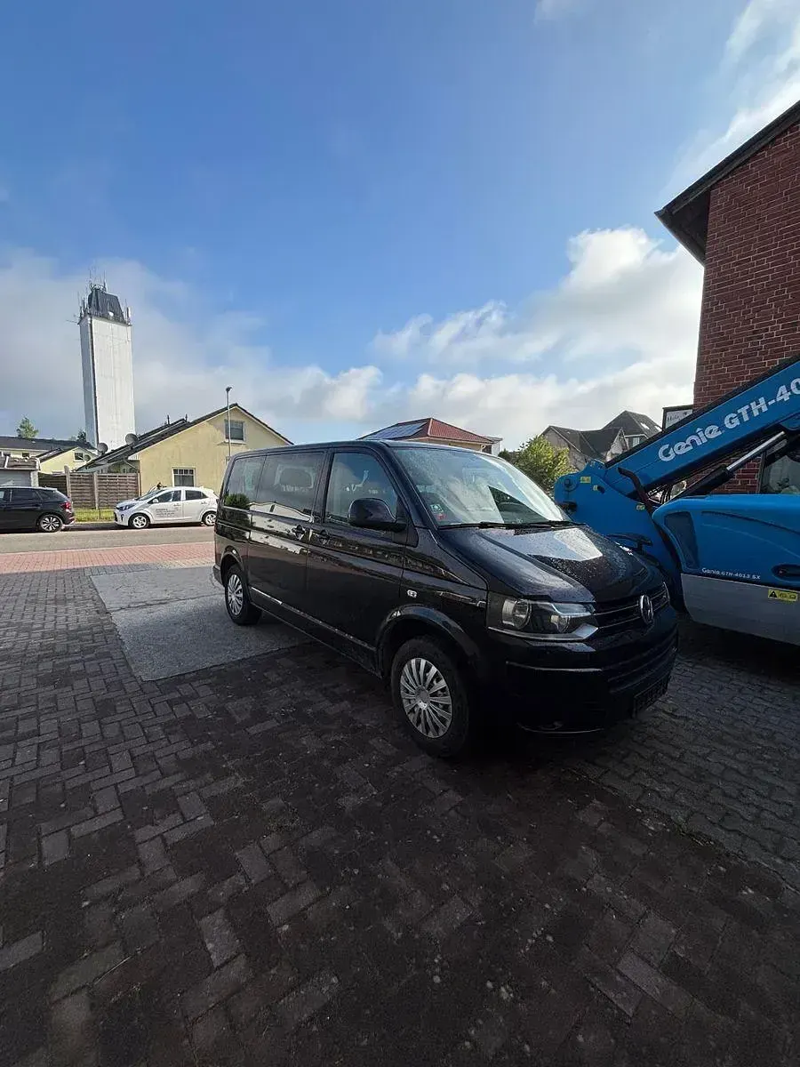 Brugt VW Caravelle 140 HK (102 kW) 2014 Sort Van