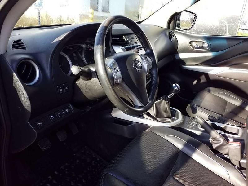Gebraucht Nissan Navara Tekna 190 PS (139 kW) 2018 Black (m) Abholung