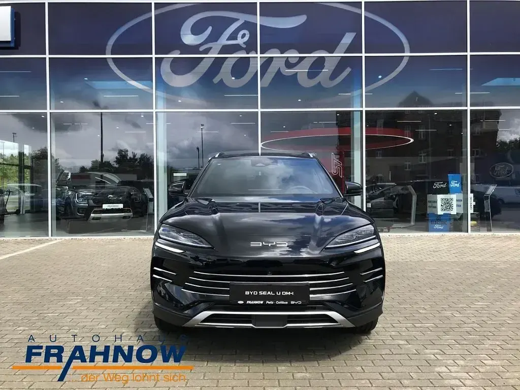Gebraucht BYD Seal U Boost 218 PS (160 kW) 2026 Schwarz SUV