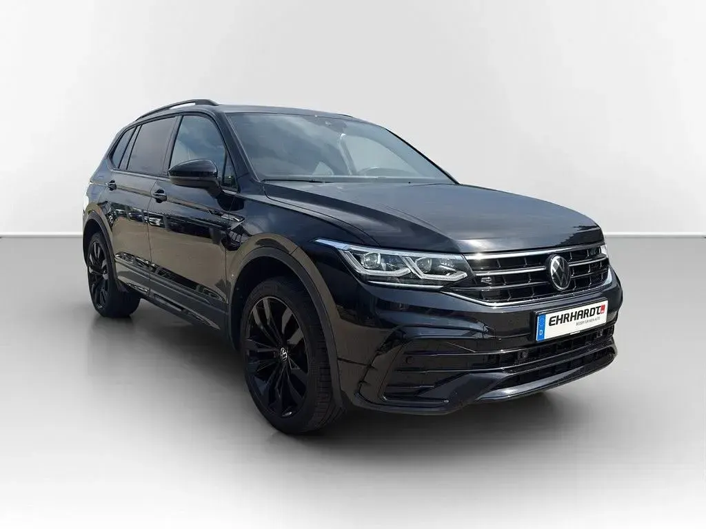 Gebraucht VW Tiguan Allspace R-line 245 PS (180 kW) 2023 Schwarz SUV