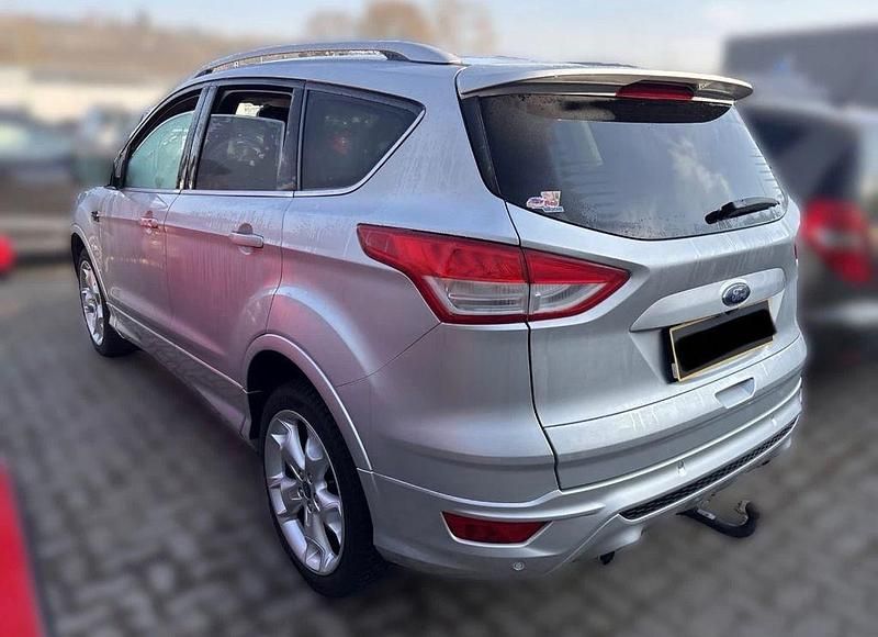 Gebraucht Ford Kuga Individual 180 PS (132 kW) 2016 Silber SUV