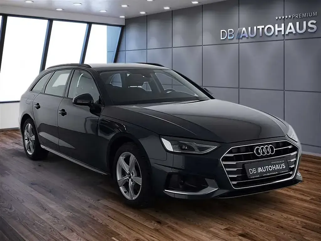 Usata Audi A4 Advanced Plus 163 CV (119 kW) 2024 Grigio Station wagon
