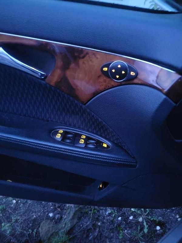 Gebraucht Mercedes E220 Elegance 150 PS (110 kW) 2002 Silber Limousine