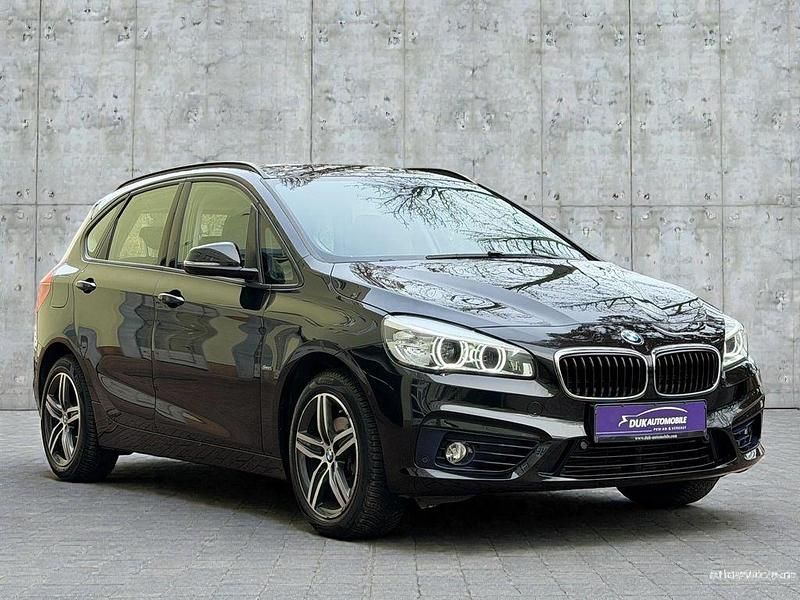 Gebraucht BMW 218 Active Tourer Performance 136 PS (100 kW) 2016 Schwarz Van / Kleinbus