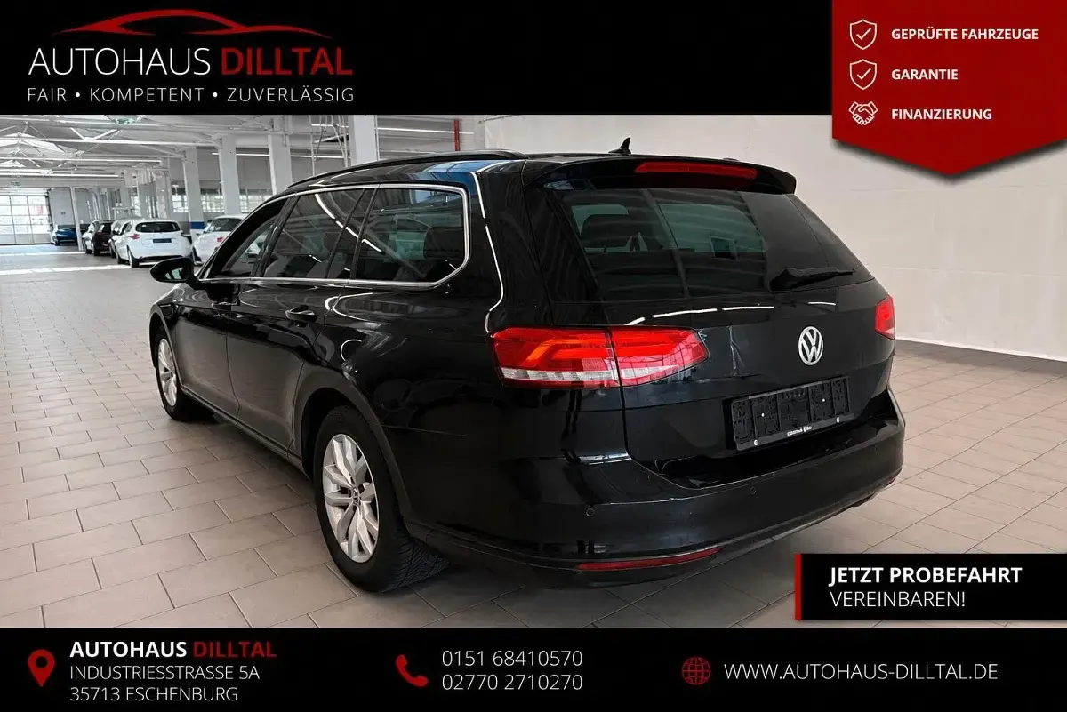 Gebraucht VW Passat Comfortline 150 PS (110 kW) 2018 Schwarz Kombi