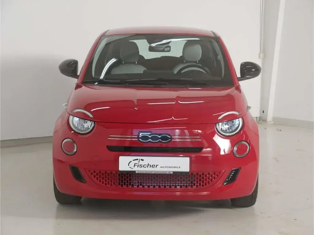 Neu Fiat 500 Icon 65 PS (47 kW) 2026 Rot Limousine