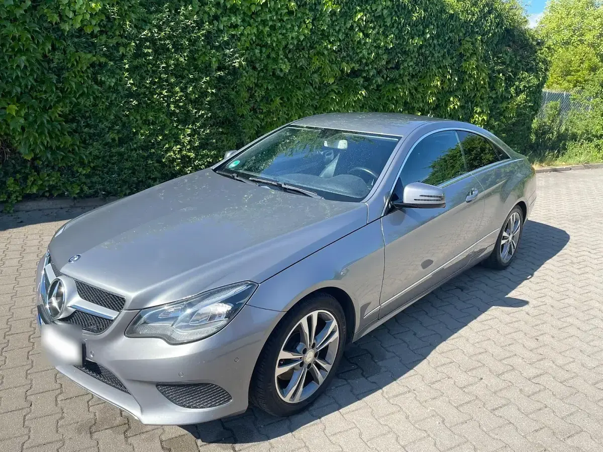 Gebraucht Mercedes E250 211 PS (155 kW) 2014 Grau Coupé