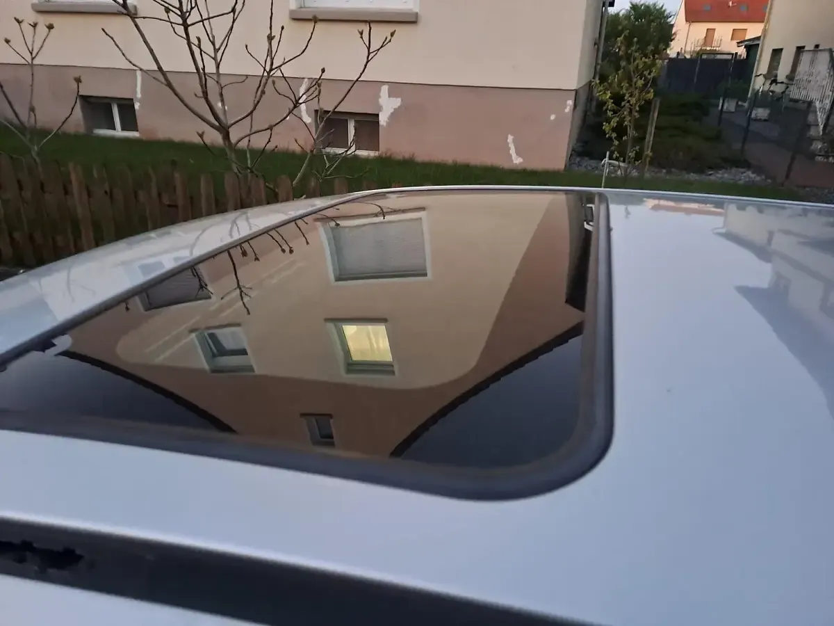 Gebraucht Mazda 323F Inclusive 95 PS (69 kW) 2001 Silber Kombi