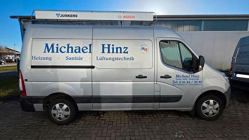 Gebraucht Opel Movano 131 PS (96 kW) 2017 Silber Van / Kleinbus