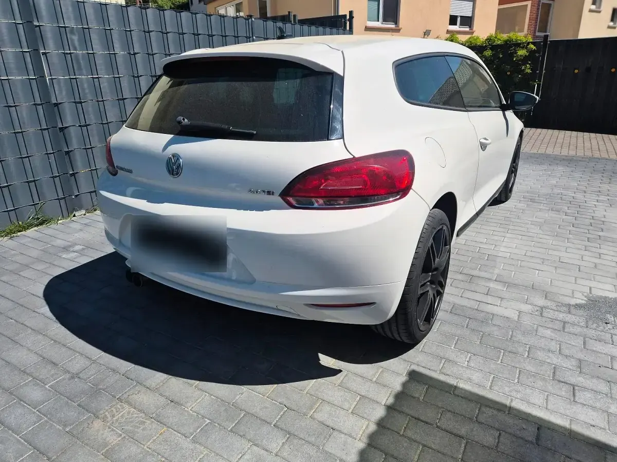 Używany VW Scirocco 200 KM (147 kW) 2009 Biały Coupe