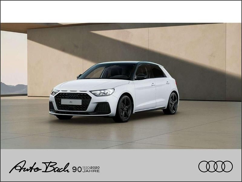 Neu Audi A1 Advanced Plus 95 PS (69 kW) 2026 Gletscherweiß metallic mythoss SUV