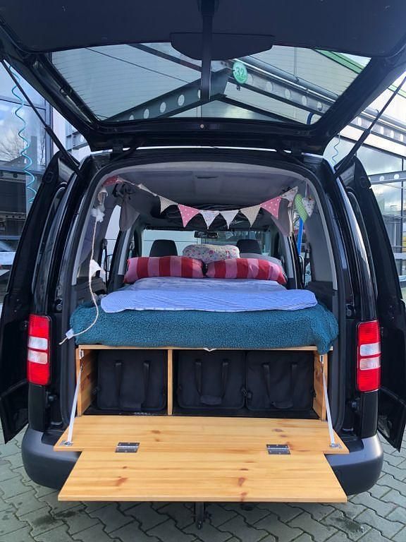 Gebraucht VW Caddy 75 PS (55 kW) 2011 Schwarz Van / Kleinbus