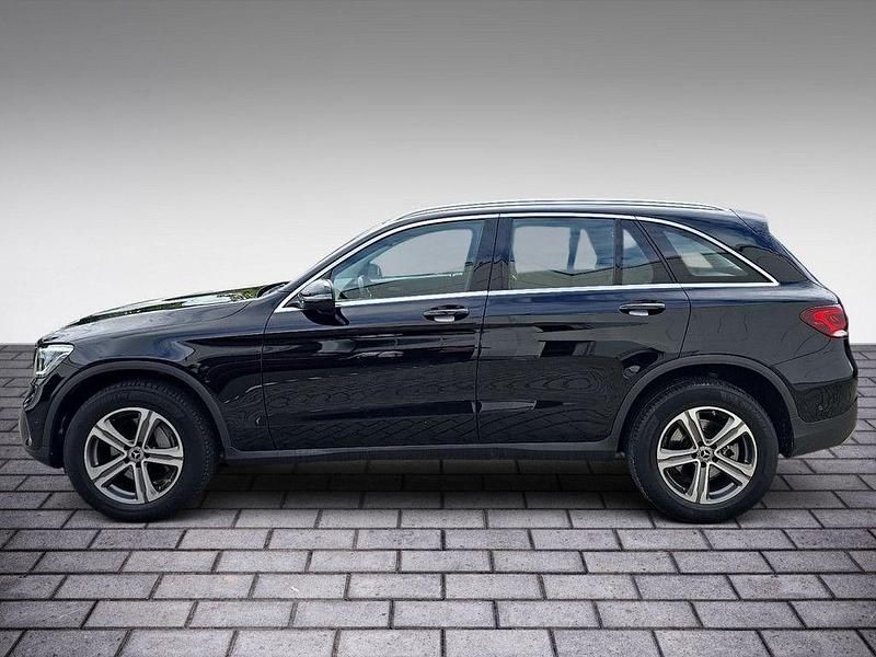 Gebraucht Mercedes GLC220 194 PS (142 kW) 2020 Schwarz SUV
