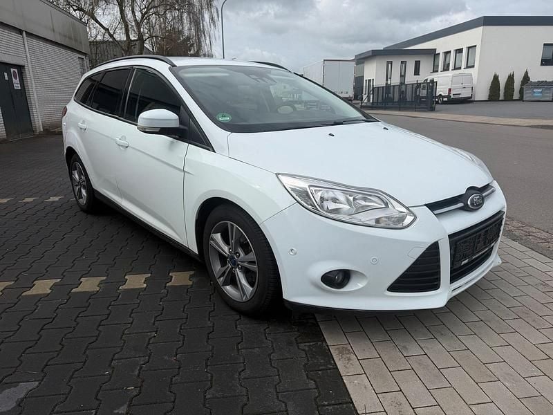 Brugt Ford Focus Titanium 116 HK (85 kW) 2014 Hvid Stationcar