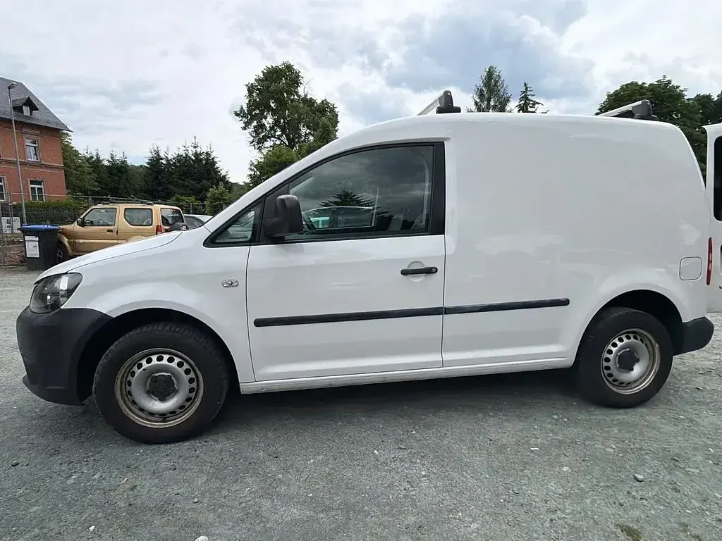 Gebraucht VW Caddy 86 PS (63 kW) 2012 Weiß Van / Kleinbus