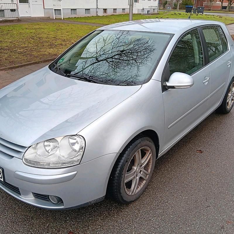 Gebraucht VW Golf V 80 PS (58 kW) 2007 Silber Limousine