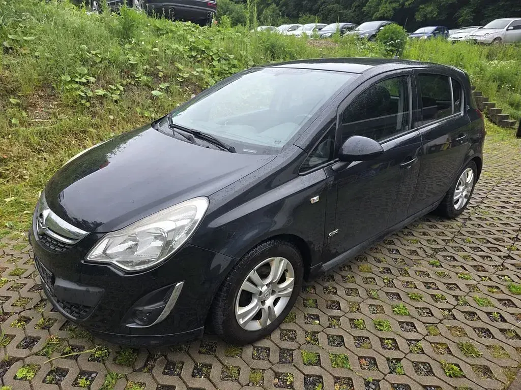 Gebraucht Opel Corsa Color Edition 87 PS (63 kW) 2012 Schwarz Kleinwagen