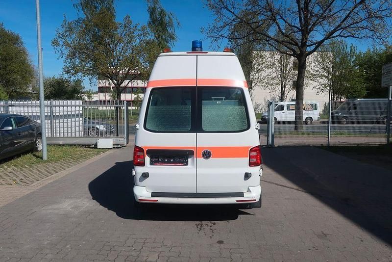 Second-hand VW Transporter 150 CP (110 kW) 2017 Alb Van