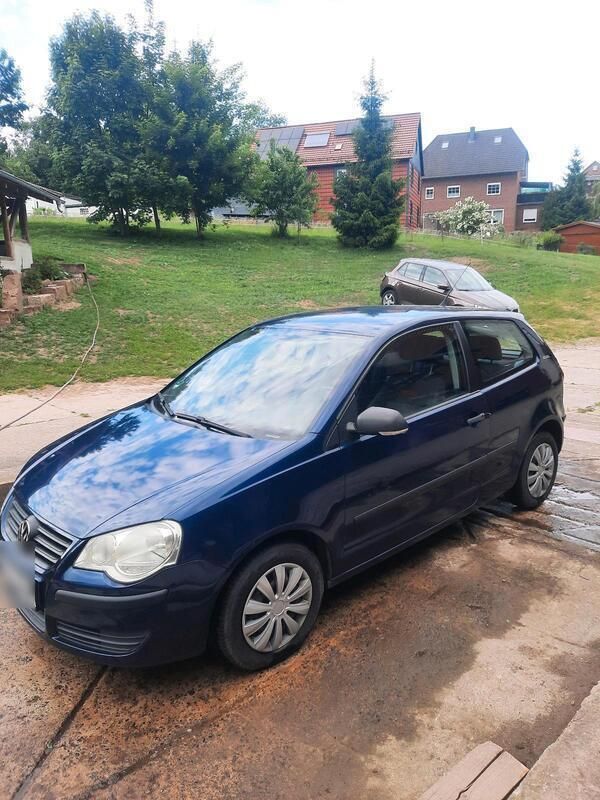 Blau Gebraucht 2006 VW Polo Kleinwagen | 1.750 € (Etwas zu teuer) - Bild 1/4