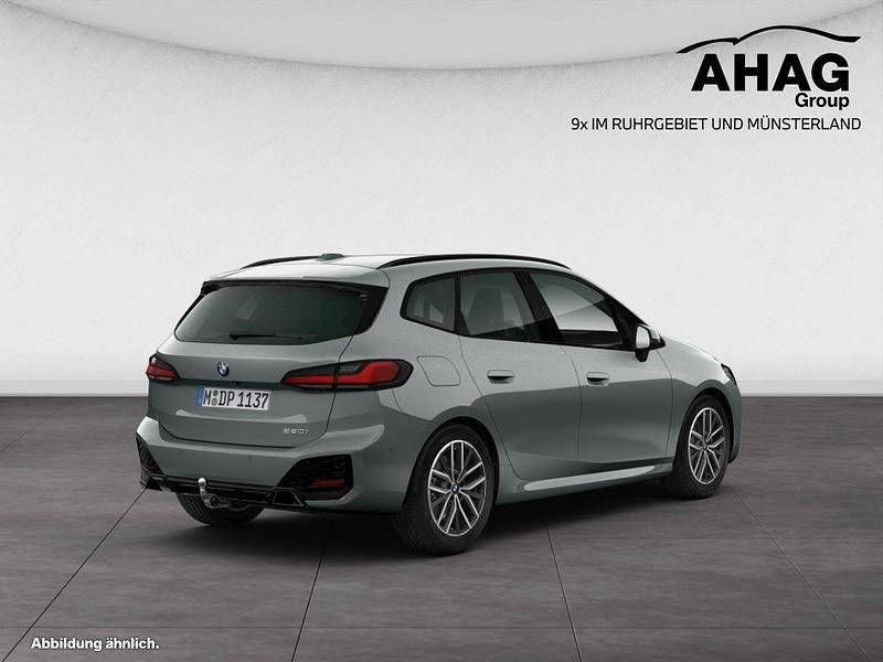 Neu BMW 220 Performance 170 PS (125 kW) 2026 Grau Limousine