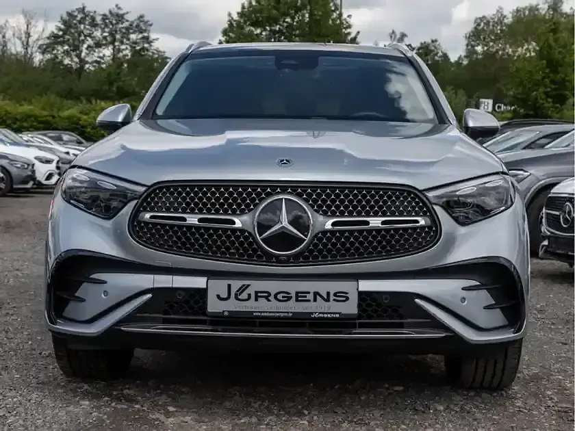 Gebraucht Mercedes GLC300 AMG 269 PS (197 kW) 2025 Silber metalliclack hightechsi SUV