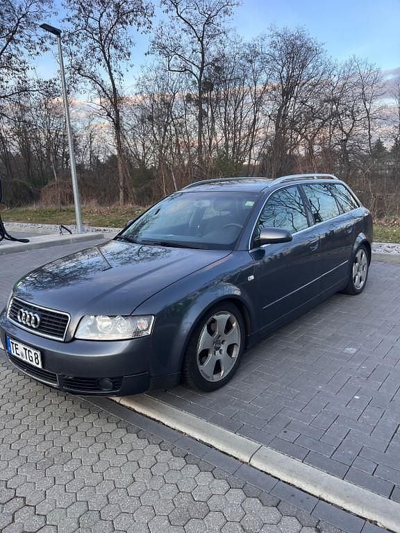 Gebraucht Audi A4 Performance 131 PS (96 kW) 2004 Grau Kombi